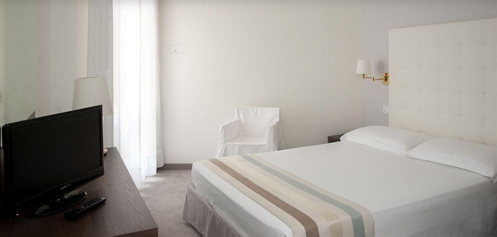 Hotel Atlantico Lido di Jesolo Esterno foto