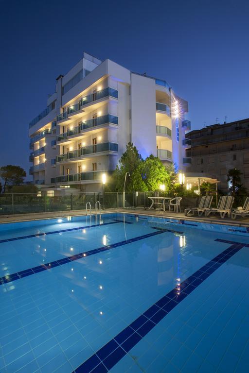 Hotel Atlantico Lido di Jesolo Esterno foto