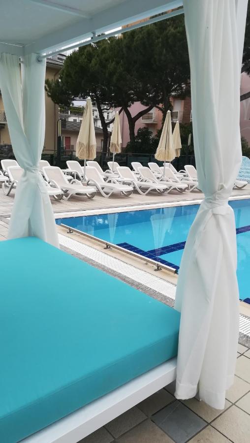 Hotel Atlantico Lido di Jesolo Esterno foto